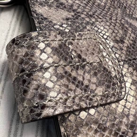 COACH SOHO HANDBAG - Picture 11 of 16